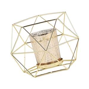 Nouvelles tendances Bougeoir de forme géométrique Bougeoir en métal de couleur dorée de la meilleure qualité disponible à prix réduit - Product Image 1