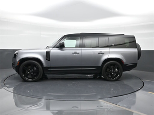 2023 L a n d v e r o d e f e n d e r 130 X D y n i c a m SE AWD - Product Image 3