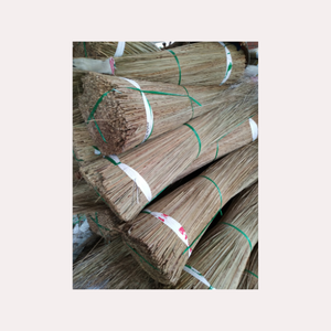 100% bâtons de balai de noix de coco naturels balais d'extérieur polyvalents feuilles/saleté dans les jardins/cours - Product Image 1