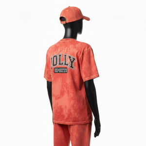 Camiseta de Algodón con Lavado Ácido para Mujer, 180 GSM, Tejido Suave y Transpirable, Color Rojo Vintage, Logotipo Personalizado con Serigrafía, Camisetas Transpirables - Product Image 5