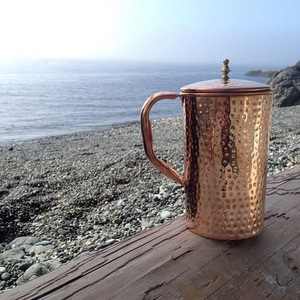 Meilleures ventes 2025 Ensemble de carafe à eau en cuivre écologique Verre pour la maison Cuisine Restaurants Utilisation pour les bienfaits pour la santé Qualité d'exportation - Product Image 4