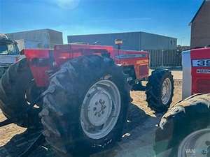 Tractor de Ruedas Massey Ferguson 390 4WD con Motor de 4 Cilindros, Potencia Nominal de 80 CV, Bomba de Engranajes y Componentes Centrales del Motor, Nuevo y Usado - Product Image 6