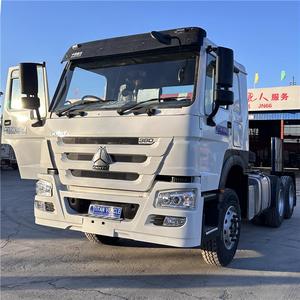 Camion tracteur d'occasion Howo 380HP 6x4 RHD Euro 2 Diesel Transmission Automatique Camion Lourd à Conduite à Droite Tête de Tracteur - Product Image 1