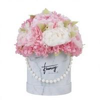 Décoration d'intérieur : Bouquet éternel stabilisé longue durée de roses, hortensias et pivoines naturelles préservées