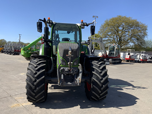 รถแทรกเตอร์ Fendt 722 Vario มือหนึ่ง/มือสอง เครื่องยนต์ Deutz เกียร์อัตโนมัติ สำหรับขาย - Product Image 4