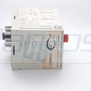 Relais temporisé multi-échelles LOVATO LA3E5110 monophasé 110 V CA 5 A Italie Obsolete MOQ 1 pièce - Product Image 2