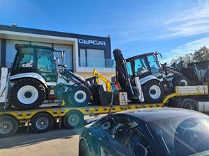 รถตักล้อยางไฮโดรมีค รุ่น HMK 102B ขนาดเล็ก พร้อมเครื่องยนต์ CAMC แรงบิดสูง ได้รับการรับรองมาตรฐาน EPA และ CE พร้อมจำหน่าย - Product Image 6