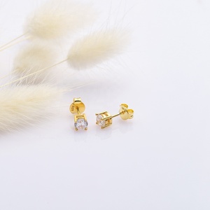 4mm cuatro garras atemporal diseño clásico redondo CZ Stud pendiente turco venta al por mayor hecho a mano 925 joyería de plata esterlina - Product Image 4