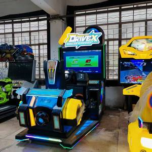 Máquina de Juego Arcade de Carreras de Coches, Simulador de Conducción, Power Plus Entertainment, Operada con Monedas, en Inglés, para Parques de Diversiones - Product Image 2