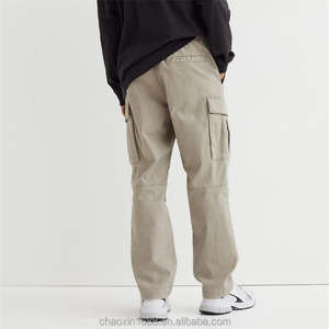 Pantalon Cargo en coton polyester pour hommes noirs avec poche latérale et logo personnalisé coupe décontractée durable en plein air - Product Image 6