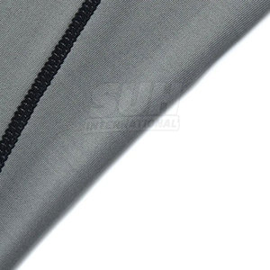 ผู้ผลิตขายส่งเสื้อแรชการ์ดแบบสั่งทำ ระบายอากาศได้ดี เป็นมิตรกับสิ่งแวดล้อม คุณภาพสูง แขนยาว - Product Image 5