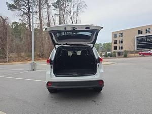 Toyota Highlander XLE 2018, motor V6 de gasolina, tracción delantera, SUV/crossover automático. - Product Image 5