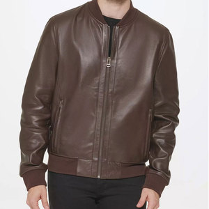 Chaqueta de cuero PU de alta calidad personalizada 2025 para hombre, cortavientos de invierno con cremallera, chaqueta de poliéster personalizada brillante de Pakistán - Product Image 6