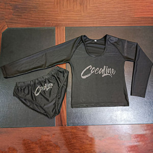 Vente en gros Maillot de bain femme Maillot de bain une pièce Logo personnalisé disponible OEM Ensemble bikini femme - Product Image 1