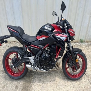 Kawasaki Z650 2024 con ABS, Lista para Accesorios y Equipamiento - Product Image 1