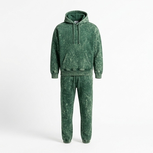 Ensemble de survêtement décontracté deux pièces en coton délavé vert, comprenant un sweat à capuche et un pantalon de jogging, idéal pour l'hiver - Product Image 1