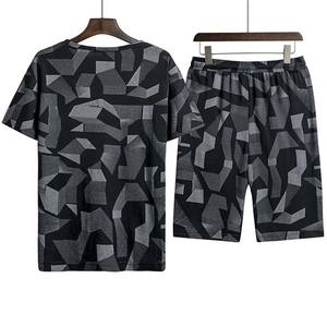 Ensemble d'été pour homme, t-shirt à col rond respirant et short en polyester/coton, style streetwear, coupe ample - Product Image 2
