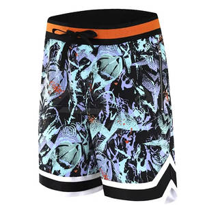 Pantalones cortos de entrenamiento físico para hombre Pantalones cortos de baloncesto Pantalones cortos de malla de poliéster con estampado de estrellas para hombre - Product Image 1
