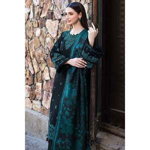 Conjunto de Traje Holgado de Algodón/Fibra de Bambú con Bordado Khaddar y Estampado Courtrai para Mujer de Brands Inn - Pantalones y Chal - BIC-4391 - Product Image 5