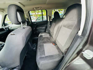 Jeep Patriot Sport 4WD USADO de 2015 - Product Image 2