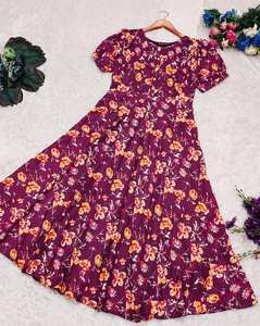 เดรสแม็กซี่ผ้าฝ้ายนุ่มแขนสั้นชุดนี้ดูน่าทึ่ง - Product Image 2