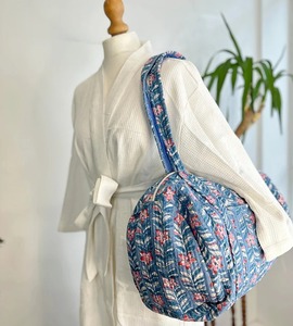 กระเป๋าผ้าคอตตอนลายดอกไม้ผ้าคอตตอนแบบถือเพื่อความปลอดภัยกระเป๋าโท้ทสั่งทำกระเป๋าจัดระเบียบชายหาด - Product Image 4