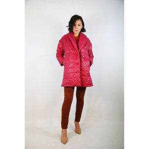Abrigo acolchado fucsia para mujer de gran tamaño Reversible Casual Puffer satén alto cuello alto algodón poliéster relleno línea de punto - Product Image 1