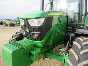 Tractor Agrícola John Deere 6130M de 20 HP 4WD de Calidad Premium, Listo para la Venta - Product Image 4