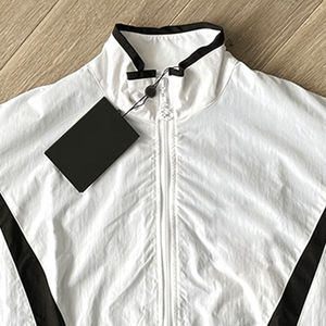 Survêtements d'hiver personnalisés pour hommes, ensemble coupe-vent respirant et à la mode avec OEM, vente en gros, streetwear imprimé technique - Product Image 6