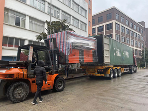 เครื่องเป่าขวดแบบ DIY 8ช่องสำหรับน้ำแร่และขวด PET ความจุ10000B/ชั่วโมงทำงานอัตโนมัติ - Product Image 6