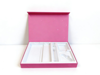 Boîtes rigides de luxe personnalisées en gros avec fermeture magnétique pour emballages de cosmétiques/soins des ongles avec insert EVA sur mesure et marquage