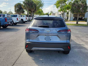 TO-YO-TAA Corolla Cross LE USADO 2026 - Product Image 2