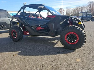 Can-Am Maverick X3 X DS TURBO RR Smart-Shox รถอเนกประสงค์ใหม่จากโรงงาน พร้อมจอแสดงผลระบบสัมผัสขนาด 10.25 นิ้ว มีประกัน ขายแล้ว - Product Image 4