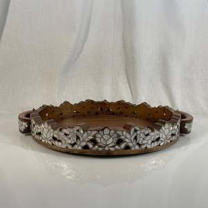 ถาดเสิร์ฟอะคริลิคฝังมุกทรงกลม สำหรับใส่ช็อกโกแลต ขนมหวาน และผลไม้ เหมาะสำหรับวันอีด รอมฎอน และงานพิเศษ - Product Image 5