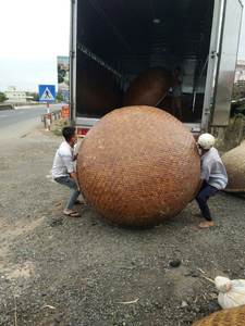 Barco de pesca redondo de bambú, coráculo, vietnamita, natural - Product Image 6