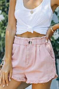 Pantalones cortos ligeros para mujer, pantalones cortos holgados con estilo con cintura elástica y cordón para la máxima comodidad, pantalones cortos para mujer - Product Image 4