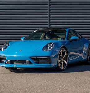 USADO 2024 911 Carrera S Turbo Coupé RWD R20 Cuero Oscuro Volante a la Izquierda En Buen Estado - Product Image 3