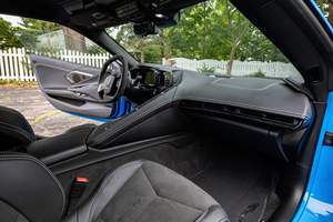 Corvette Stingray Coupé Z51 2023, Pack Performance, Bleu Rapide, Moteur V8 LT2, Non Modifié - Product Image 4