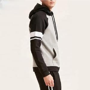Meilleures ventes Pull-over à capuche d'hiver décontracté pour hommes Impression de logo personnalisé Noir et gris Teint uni à deux panneaux - Product Image 3