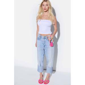 Blusa Corta sin Tirantes con Escote Fruncido - Product Image 3