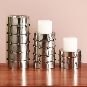 Ensemble chaud de 3 piliers de bougie en métal T Light bougeoir en aluminium plaqué argent pour décor de mariage bougeoir de table de luxe - Product Image 2