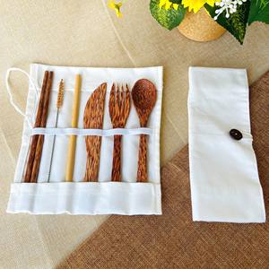 ชุดเครื่องใช้บนโต๊ะอาหารไม้มะพร้าวแบบพกพาสำหรับเดินทางกลางแจ้งและตั้งแคมป์ - Product Image 1