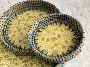 Bao Minh DT337 Ensemble de 3 plateaux de service ronds en jonc de mer Nacre 100% naturel Multifonctionnel Vintage Moderne Décoratif Vietnam - Product Image 2