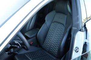 2023 A u d i RS5 Sport back AWD faible kilométrage voiture boîte de vitesses automatique direction gauche gaz foncé/état électrique - Product Image 4