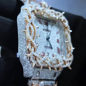 Montre à quartz en acier inoxydable or jaune 16mm de luxe de marque personnalisée Moissanite entièrement glacée Cadran d'apparence de diamant complet - Product Image 5