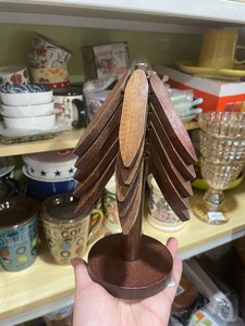 Posavasos de Madera Artesanal para Ollas Calientes y Uso en Mesa, Vietnam, por 99 Gold Data - Ms Violet - Product Image 6