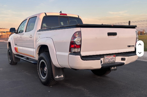 Toyota Tacoma TRD Pro 2015 Usada Recientemente, Doble Cabina, 4x4, Motor V6, Tracción en las Cuatro Ruedas - Product Image 4