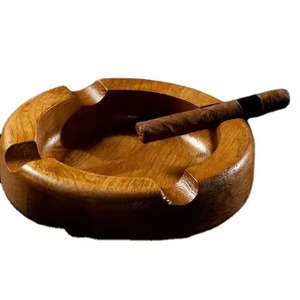 Cenicero de Latón de Lujo para Mesa de Oficina con Diseño Grabado, Base Superior de Madera, Coleccionable para el Hogar, para Cigarrillos y Puros - Product Image 5