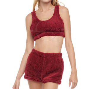 Ensemble haut court décontracté de la meilleure qualité Nouveau design fabriqué au Pakistan Ensemble haut court pour femme dans le meilleur matériau - Product Image 1