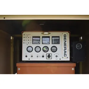 Generador de Propano Líquido Monofásico Usado de 30kW - 120/240V, Resistente a la Intemperie, para Uso Comercial y de Respaldo - Product Image 5